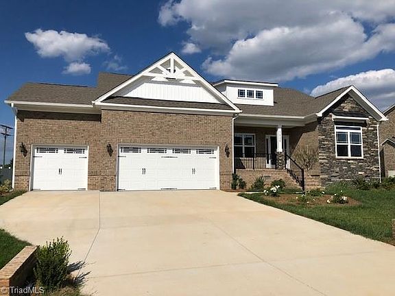 3rd image of 7916 NW Meadows Dr #83