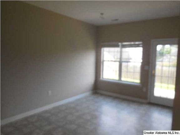 4th image of 1120 Windsor Pkwy
