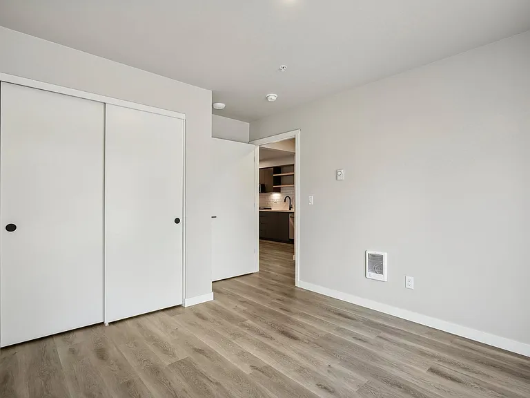 5480 NE 36th Ave — Photo 25