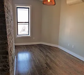 Rented by Lilia Anastasiadis, LREB