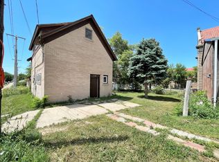 409 W 2nd Ave, Mitchell, SD 57301