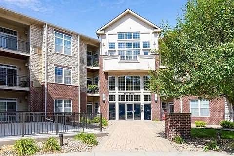 1st image of 3031 Grand Ave APT 302