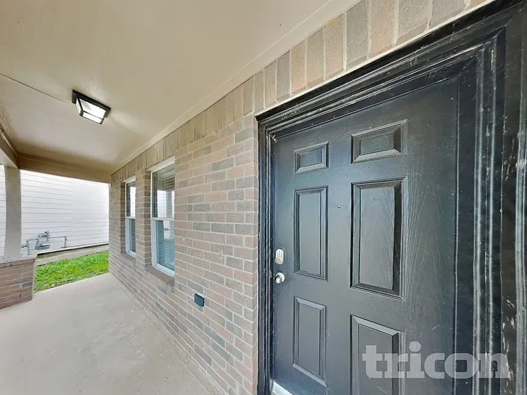 1403 Glens Ferry Ln — Photo 20
