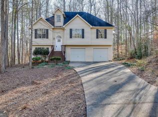 165 Elk Grove Dr, Auburn, GA