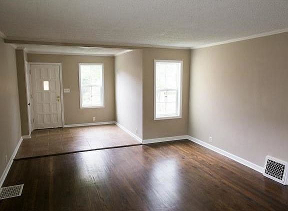4th image of 4209 W 48th St
