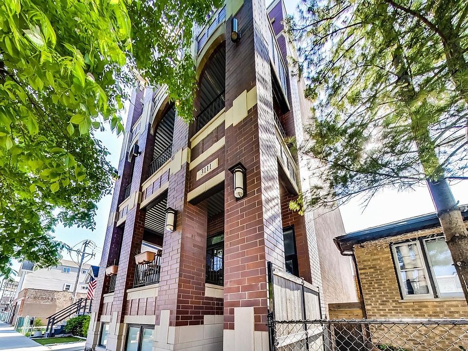 1st image of 3111 N California Ave #2