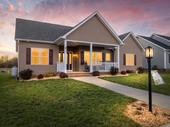 119 Stone Dr, Stuarts Draft, VA 24477