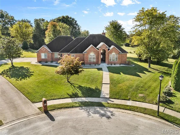 213 McKendree Park Rd, Lebanon, IL 62254