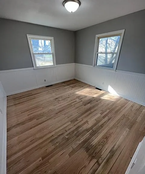 202 Hickory St — Photo 5