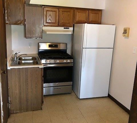 4th image of 1201 Beacon St APT 4