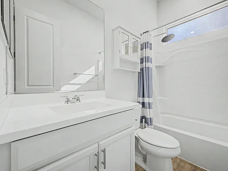10112 E Trent Ave — Photo 25