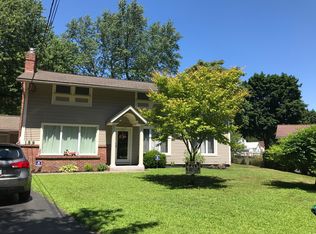 159 Burkedale Cres, Rochester, NY 14625