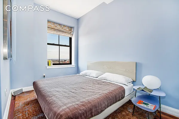 Sold by Compass | media 5