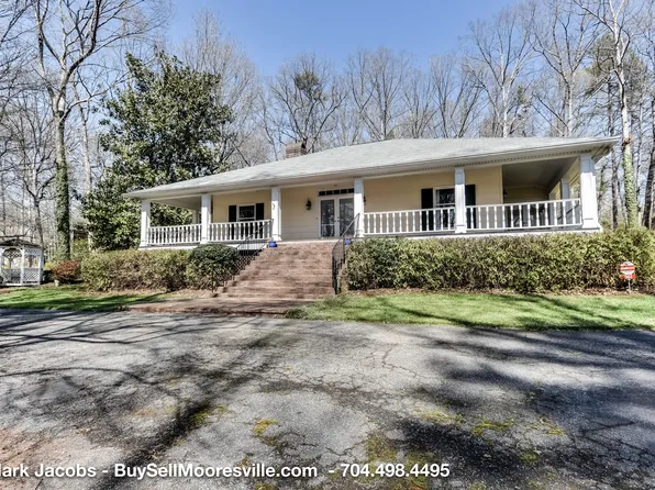 361 W Glen Eagles Rd, Statesville, NC 28625