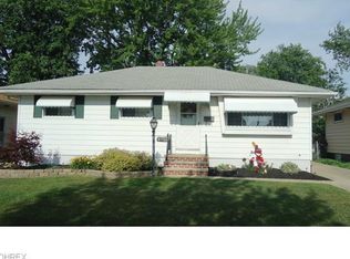 6335 Lockhaven Dr, Brookpark, OH