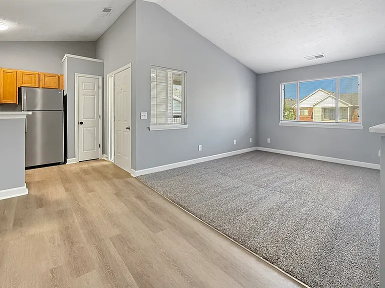 Cross Lake Apartments — Photo 87