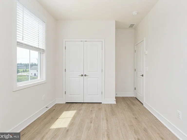 42086 Picasso Sq — Photo 36