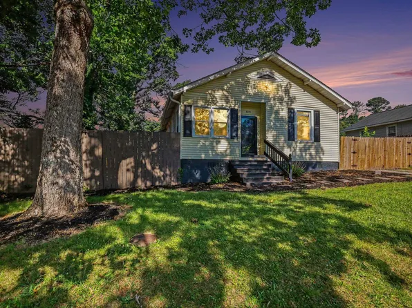 8175 Hill St, Boiling Springs, SC 29316