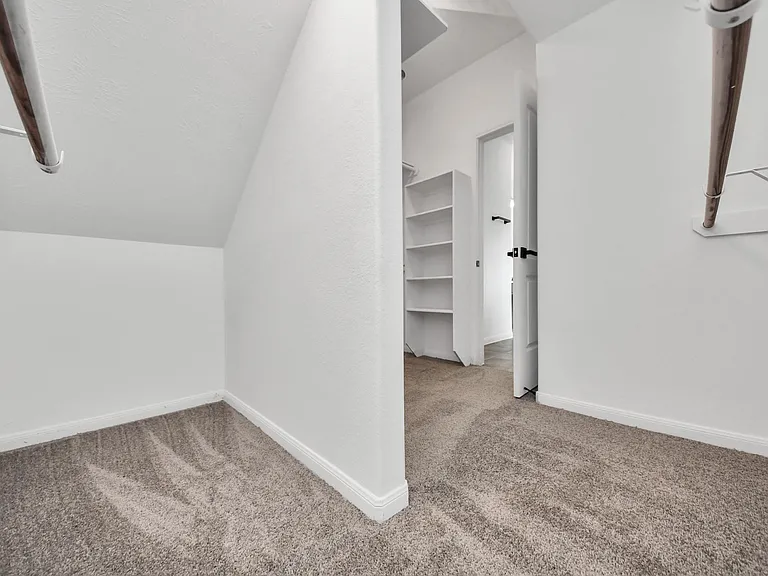 10606 Sun River Falls Dr — Photo 28