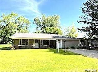 1030 Lucharles Ave, Mount Morris, MI