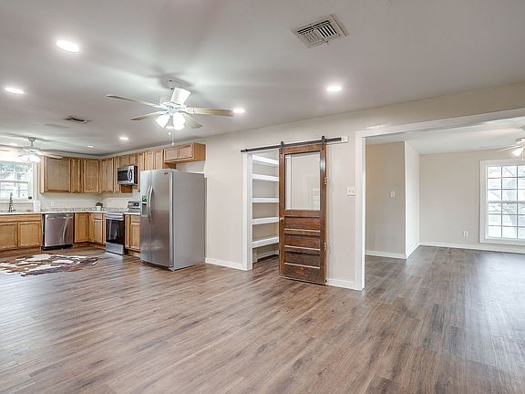 4th image of 6260 Silver Creek Azle Rd