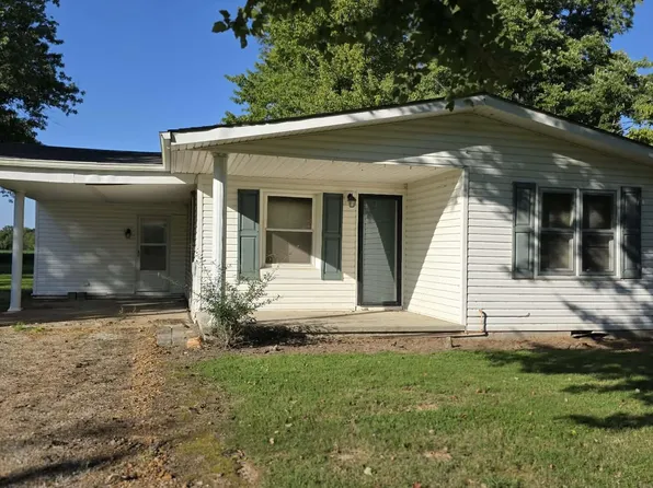 8615 Shawnee Ln, West Paducah, KY 42086