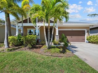 5830 Silver Sun Dr, Apollo Beach, FL 33572