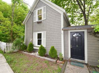 63 Newfield St, Plymouth, MA 02360