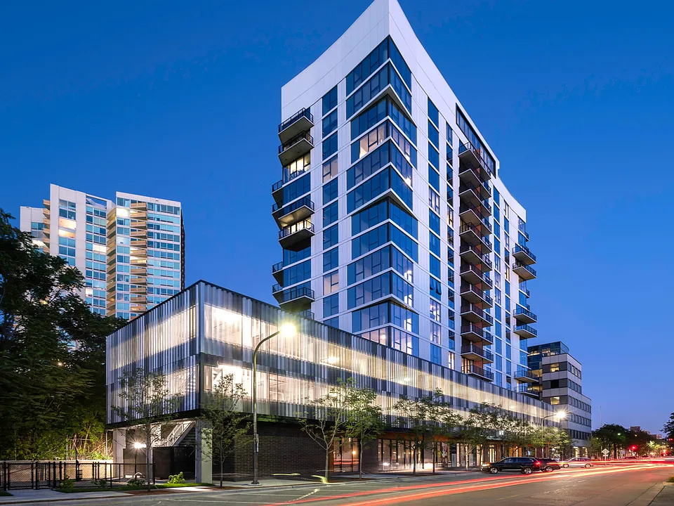 Avidor Evanston 55+ Active Adult Homes