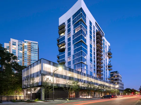 Avidor Evanston 55+ Active Adult Homes