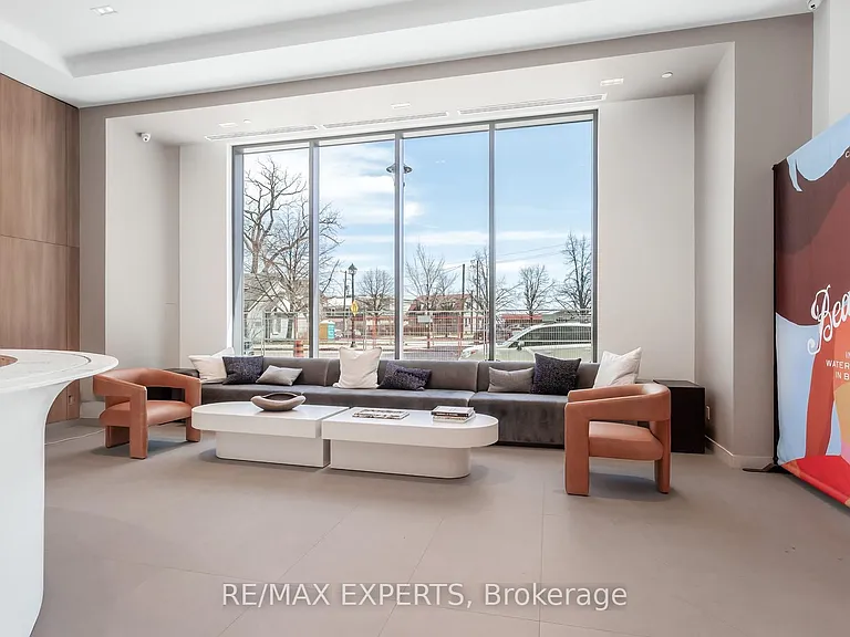 2075 Lakeshore Rd #910 — Photo 5