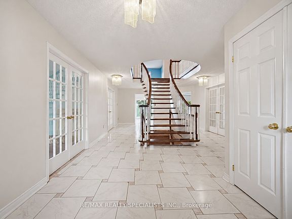 5th image of 3706 Price Ct