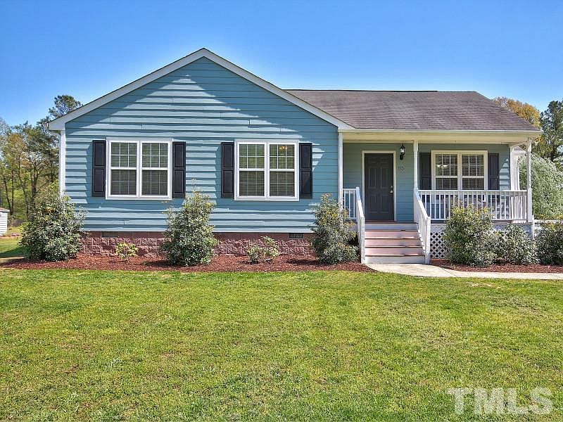 1st image of 85 Cherrylaurel Dr