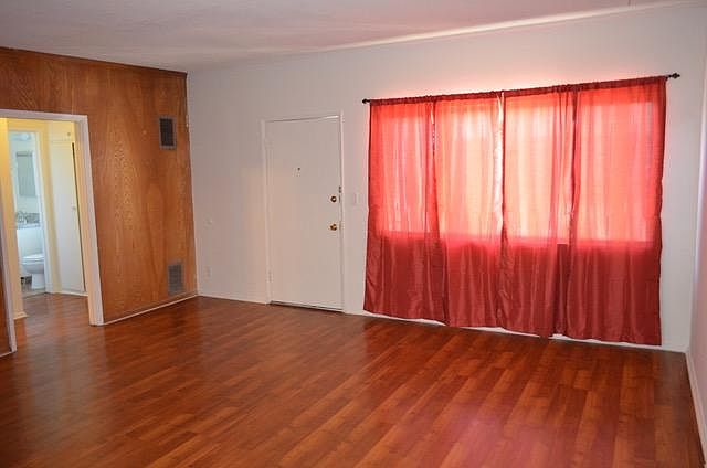 1st image of 741 S New Hampshire Ave APT 10