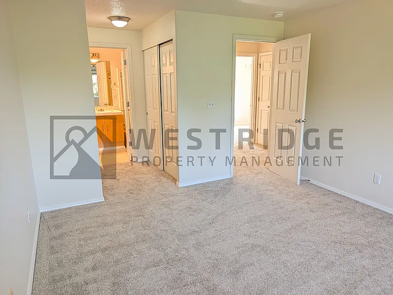 519 SW 207th Ave — Photo 12