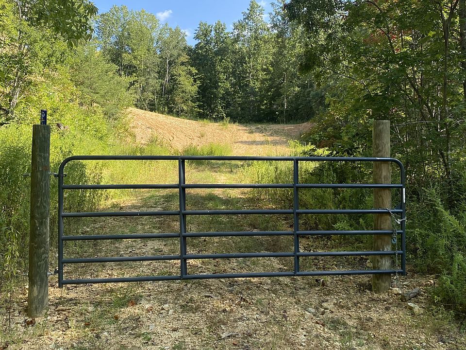 1st image of 401 Napier Rd