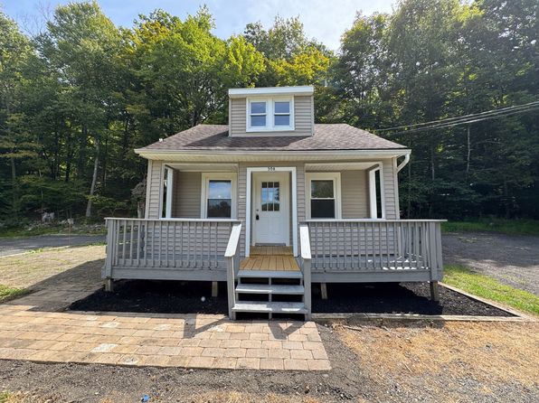 30 Clove Rd #A
