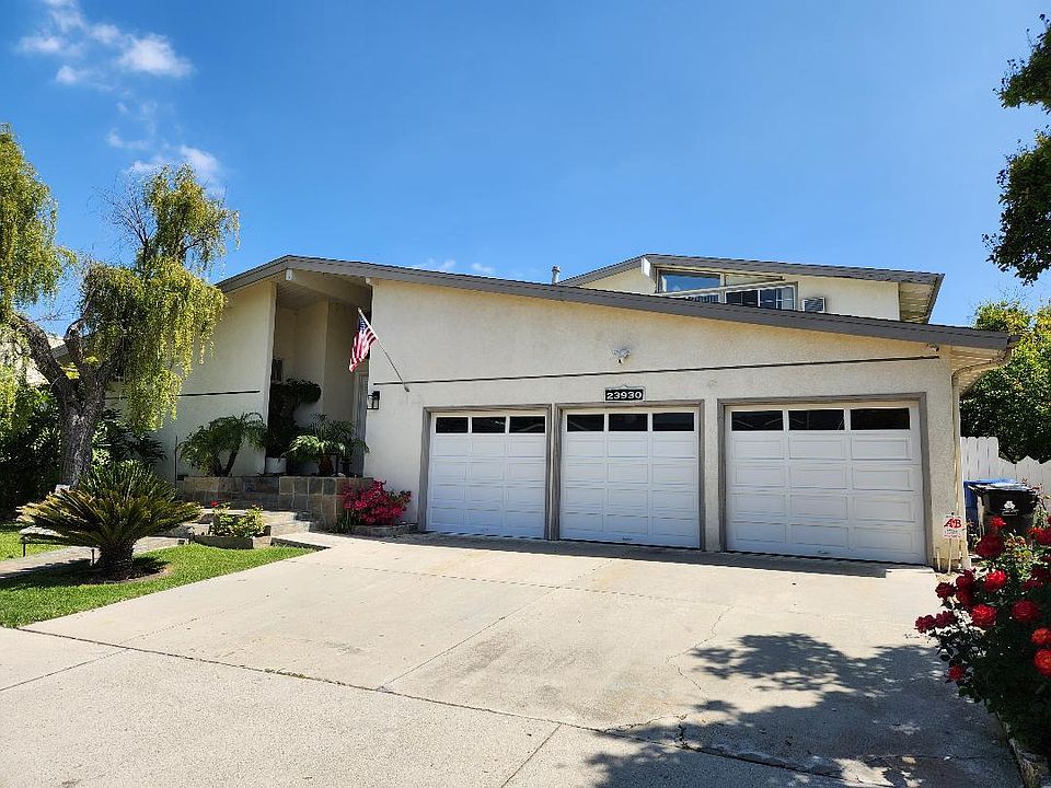 1st image of 23930 Killion St