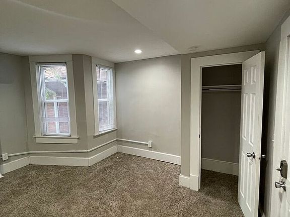 4th image of 2468.5 Summit St #B