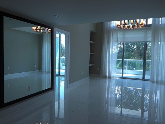 5th image of 900 Biscayne Blvd APT 2712