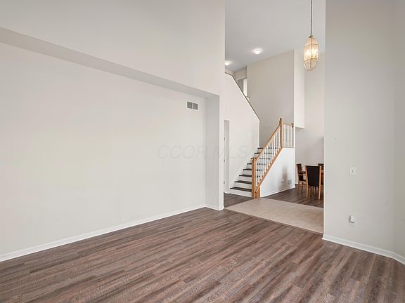 5th image of 3621 Mead Dr