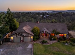 2857 Panorama Dr, Redding, CA 96003