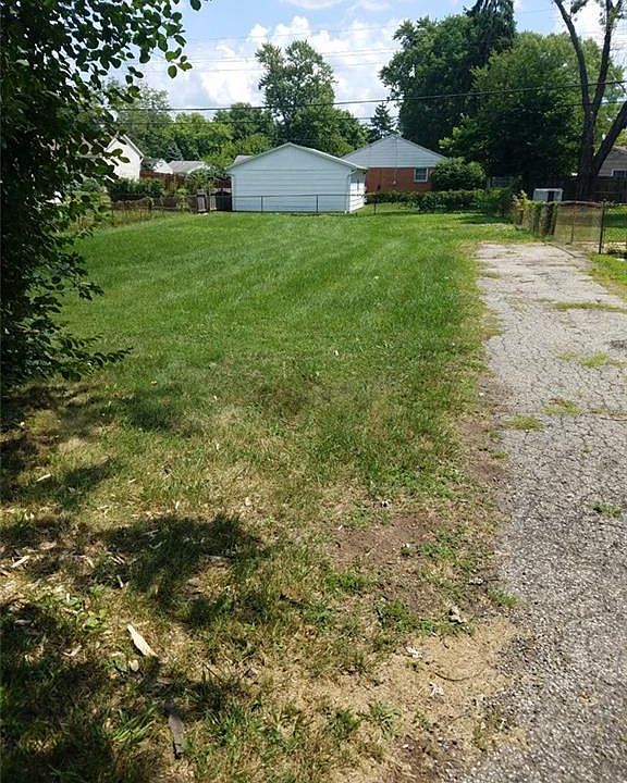 2nd image of 3120 Sutton Ave