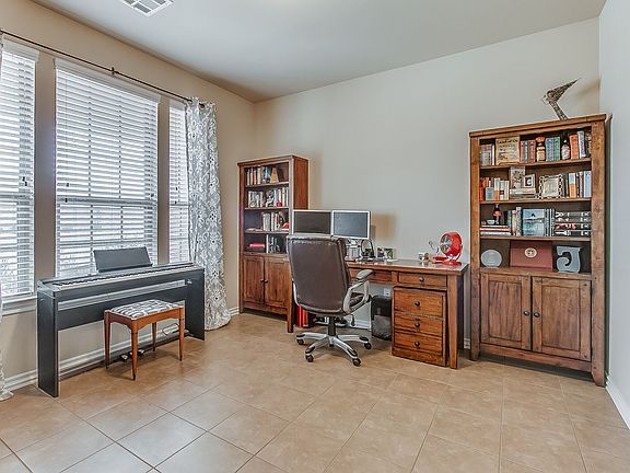 5th image of 4329 Johnson Farms Dr
