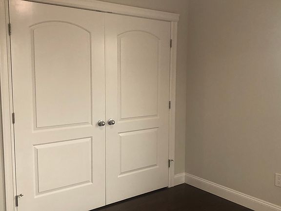 5th image of 170 W Montauk Hwy APT 13