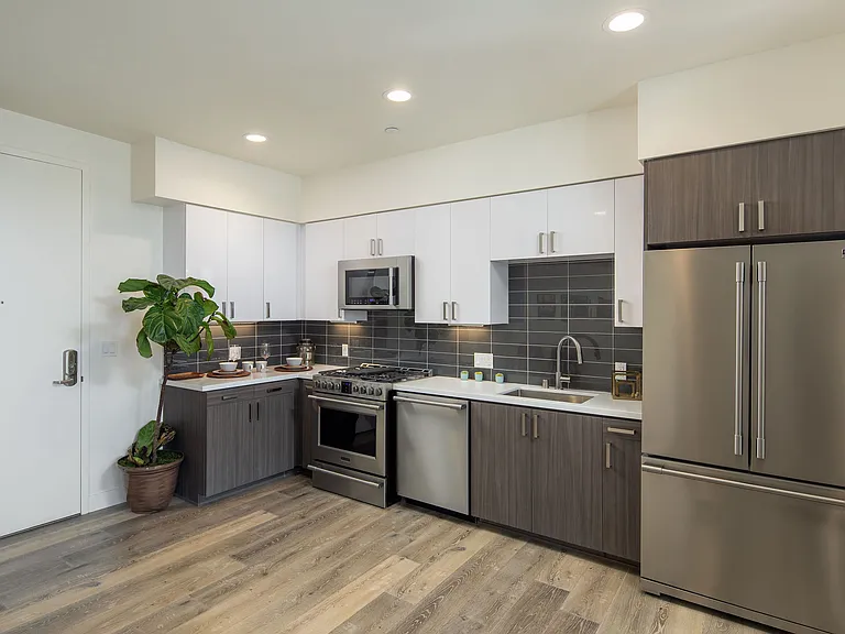 Pacific Apartment Homes — Photo 55