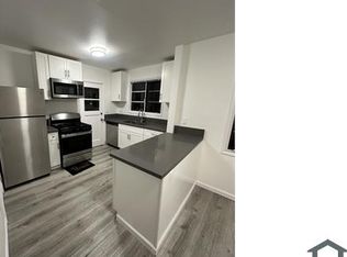 4122 Santa Rosalia Dr APT D, Los Angeles, CA 90008