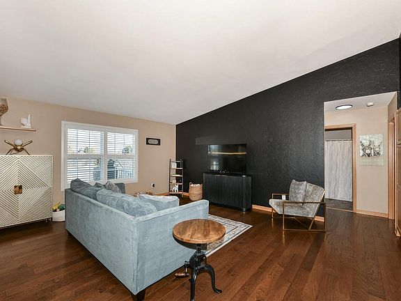 5th image of 7836 Whitetail DRIVE