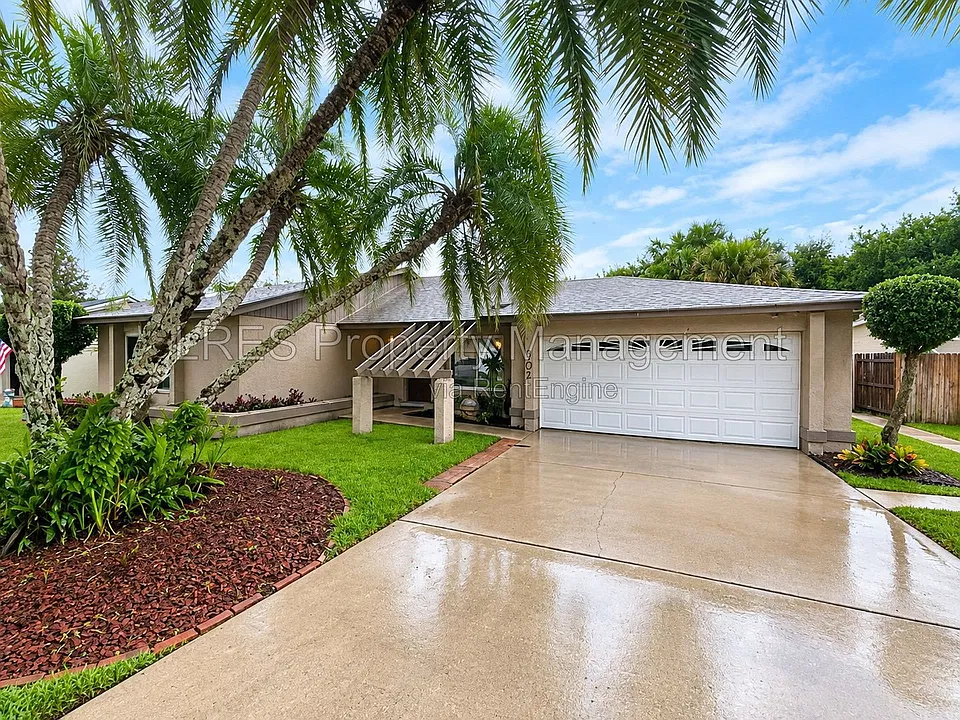 205 Morning Glory Dr