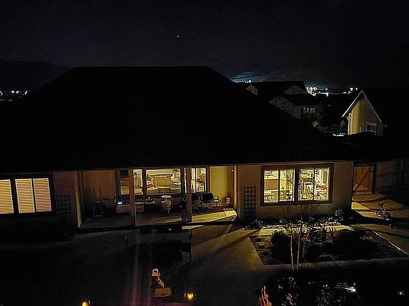 3rd image of 11780 Vista Park Dr